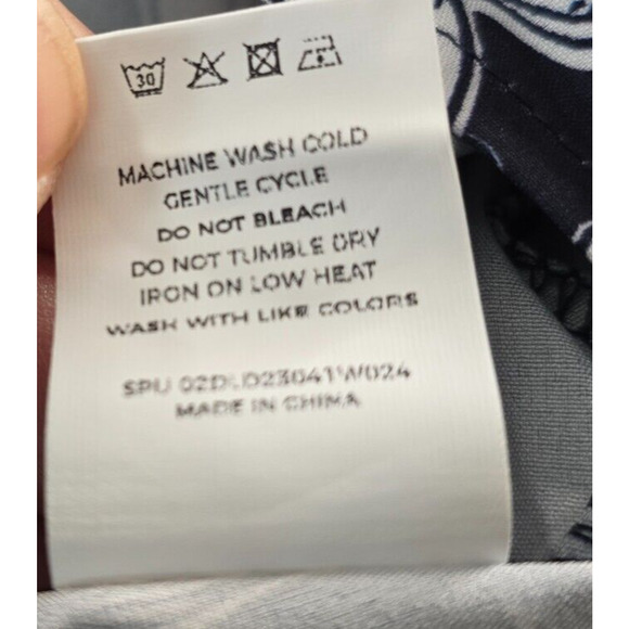 Bloomchic Dress Women's 2X Blue White Floral Patchwork Surplice Neck Ruffles NWT - Picture 8 of 15